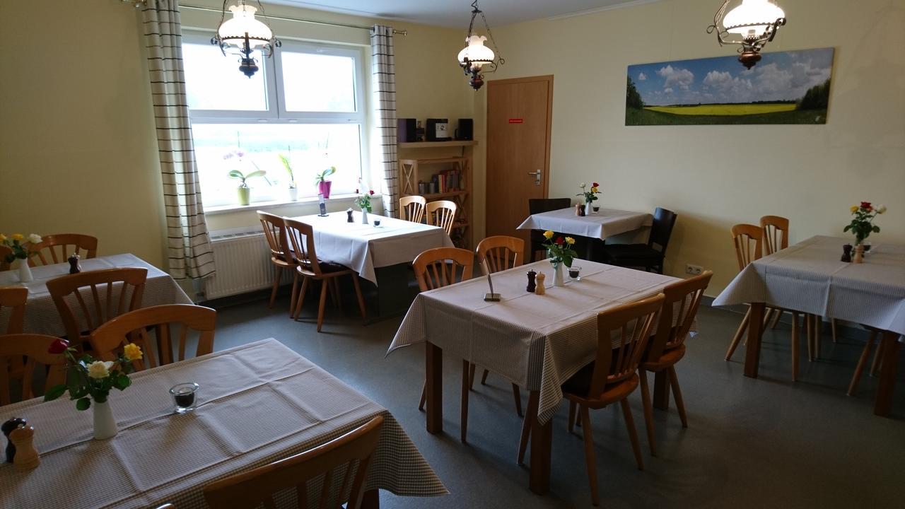 Gasthaus Zur Hecke Schönefeld Exteriör bild