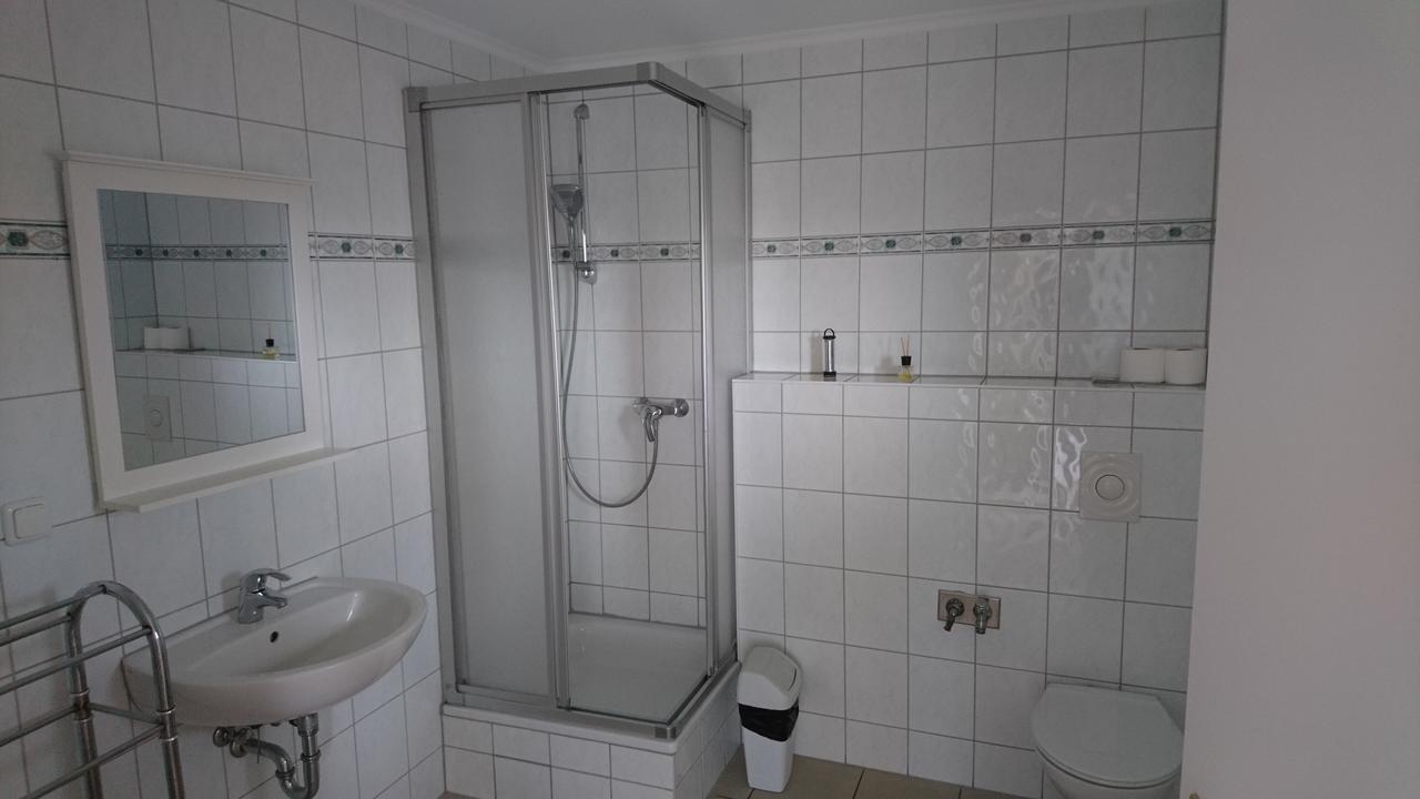 Gasthaus Zur Hecke Schönefeld Exteriör bild